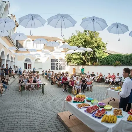 Korona 아파트 Székesfehérvár